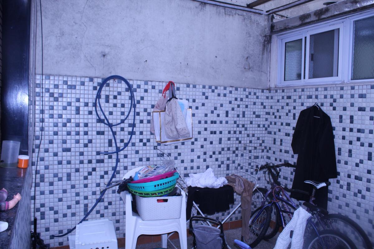 Foto de Departamento 4 ambientes, 3 dormitorios en venta en Flores Norte con, imagen 3