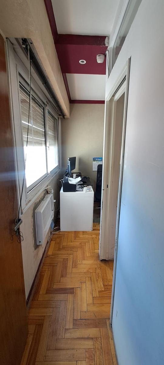 Oficina/departamento 4 Ambientes en Venta 4