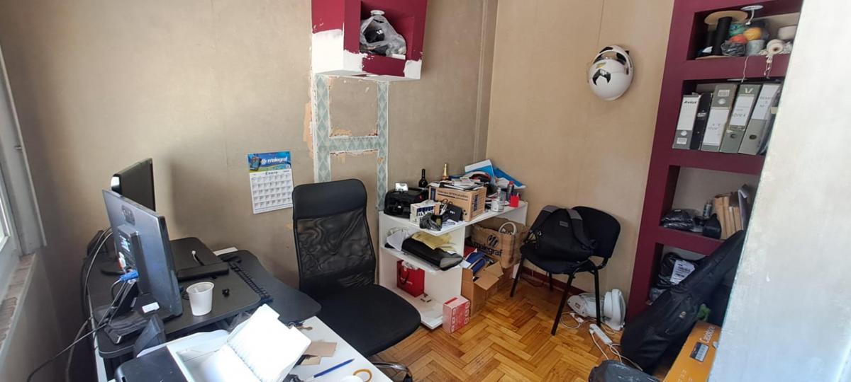 Oficina/departamento 4 Ambientes en Venta 2