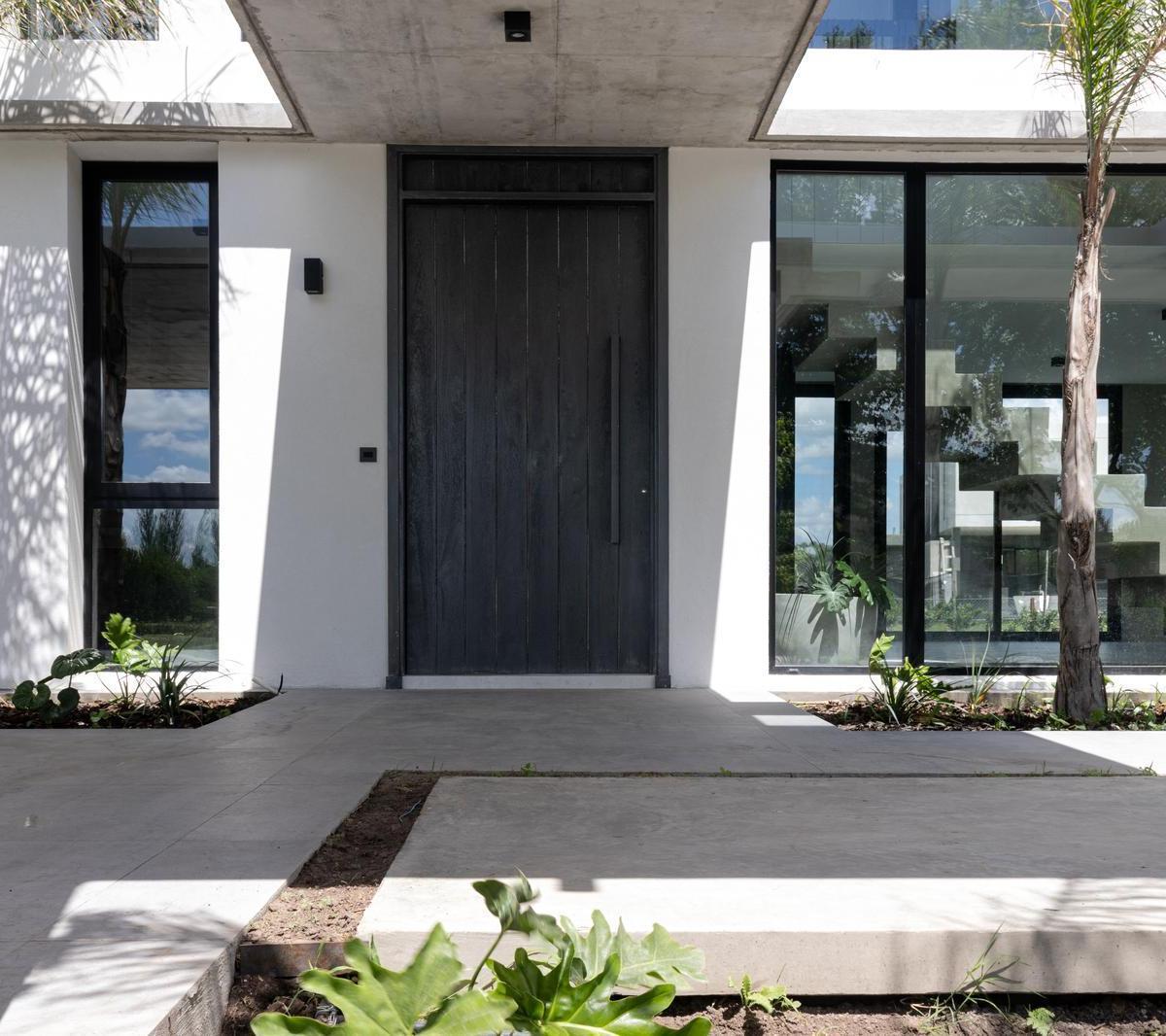 Venta de Casa 4 Dorm. en La Diligencia, Pilará 3