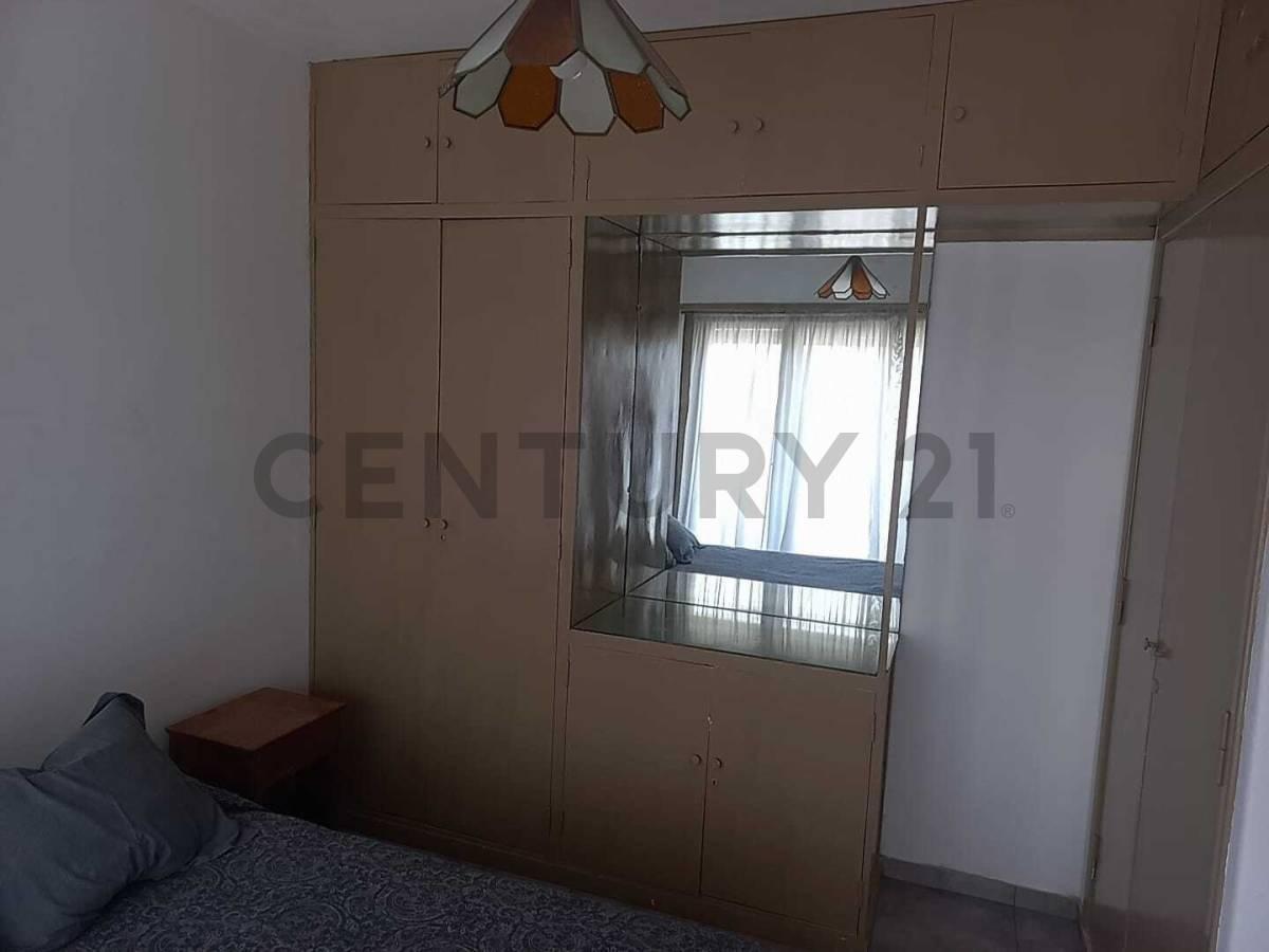 Venta Departamento 2 Ambientes Balcon Miramar Centro 4