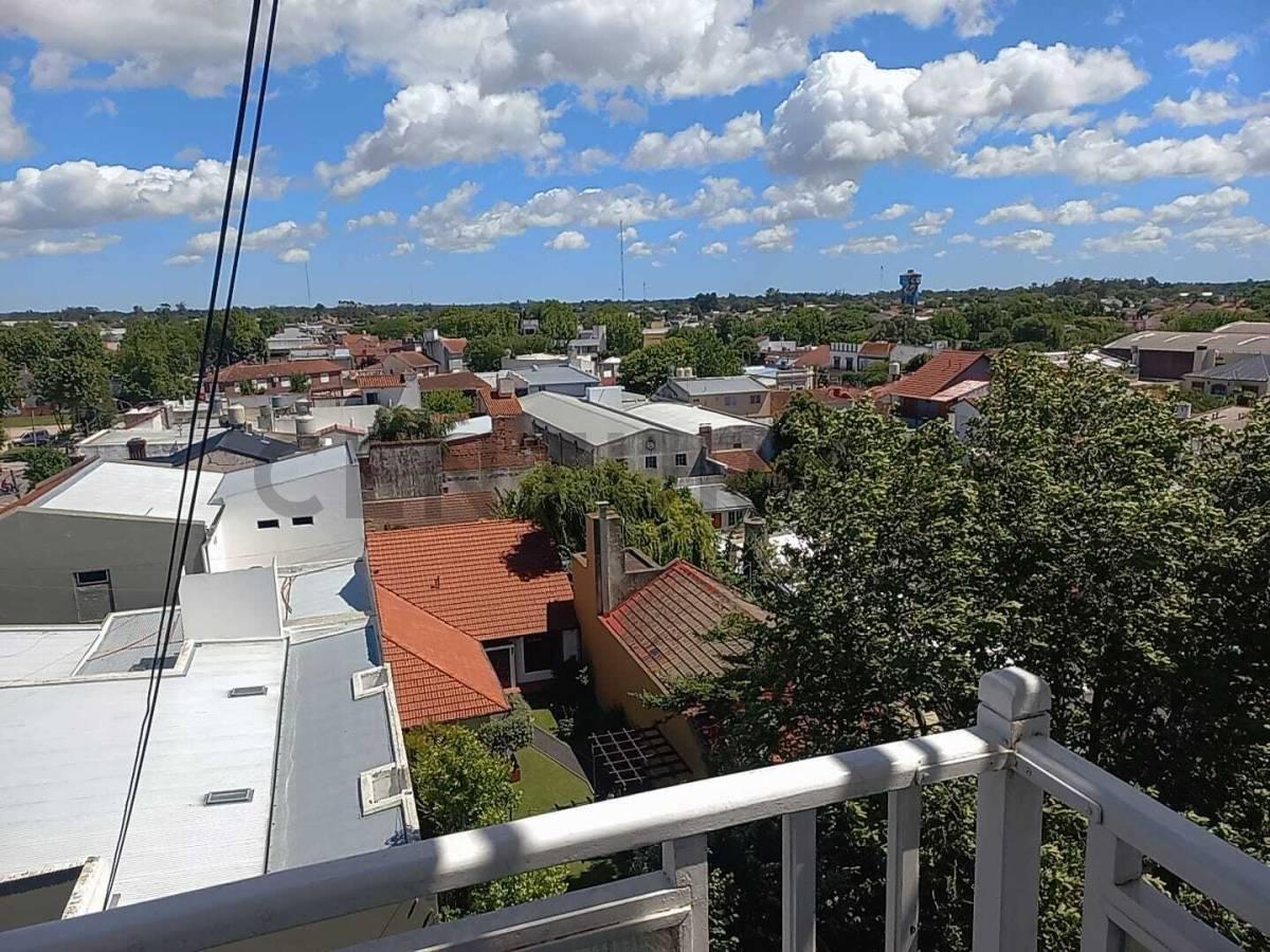 Venta Departamento 2 Ambientes Balcon Miramar Centro 3