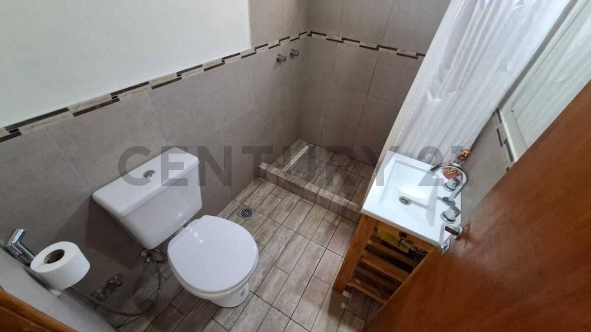 Foto de Venta de Casa y Cabaña en Bosque Peralta Ramos, Mar del Plata, Buenos, imagen 2
