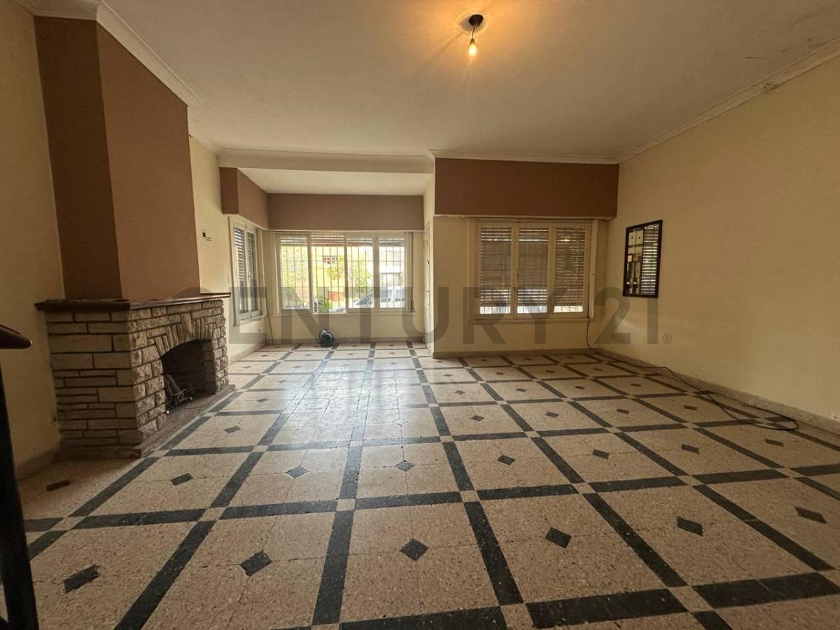 VENTA CASA 4 AMBIENTES MAR DEL PLATA