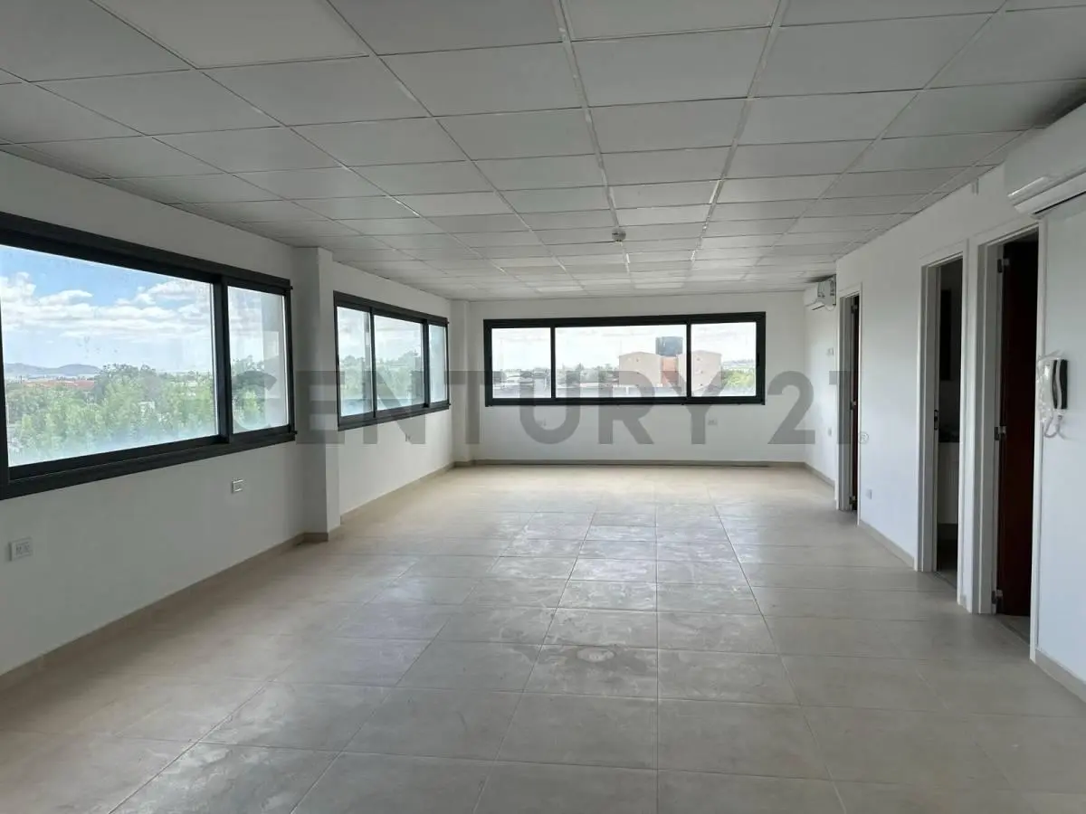 Venta oficina a estrenar 80 m² lateral – Balcarce 4
