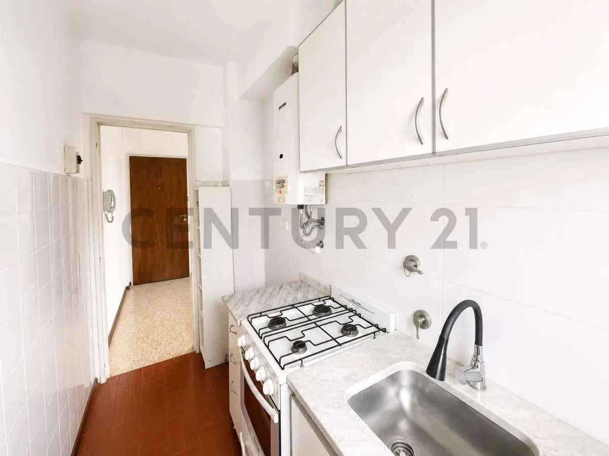 VENTA DEPARTAMENTO 2 AMBIENTES MAR DEL PLATA CON COCHERA STELLA MARIS 4