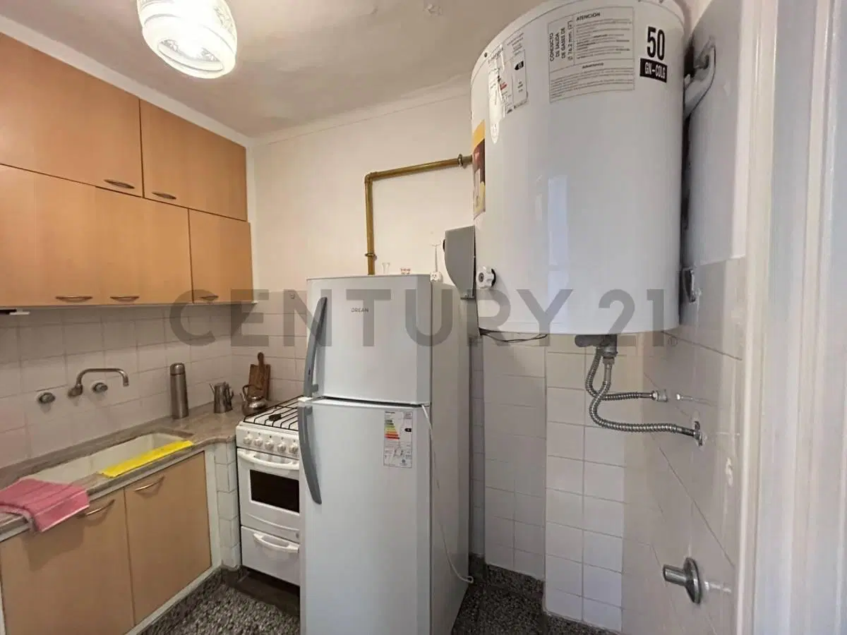 ALQUILER DEPARTAMENTO 2 AMBIENTES CENTRO 5