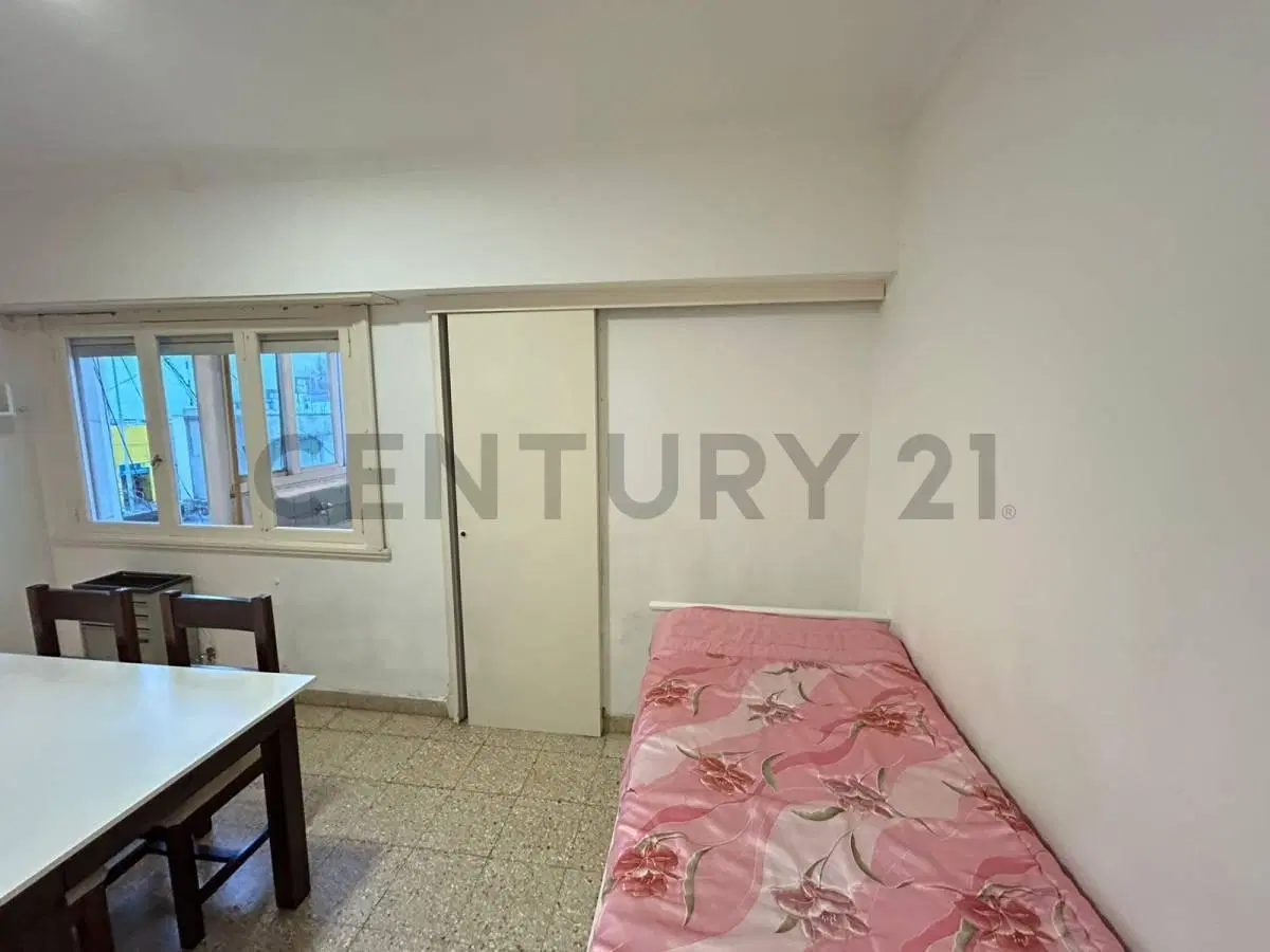 ALQUILER DEPARTAMENTO 2 AMBIENTES CENTRO 3