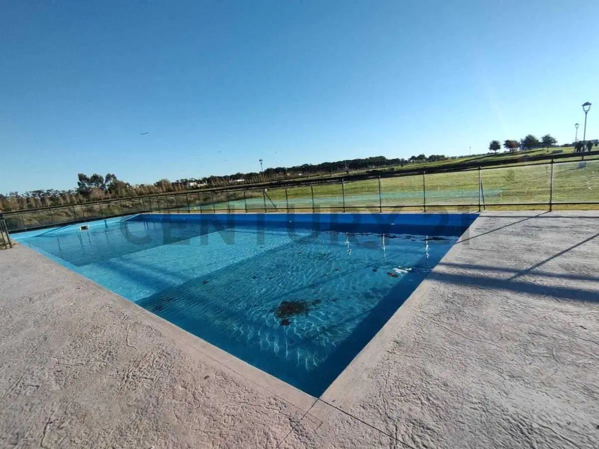 VENTA LOTE  881 M2 EN BARRIO PRIVADO LA CERCANIA 4