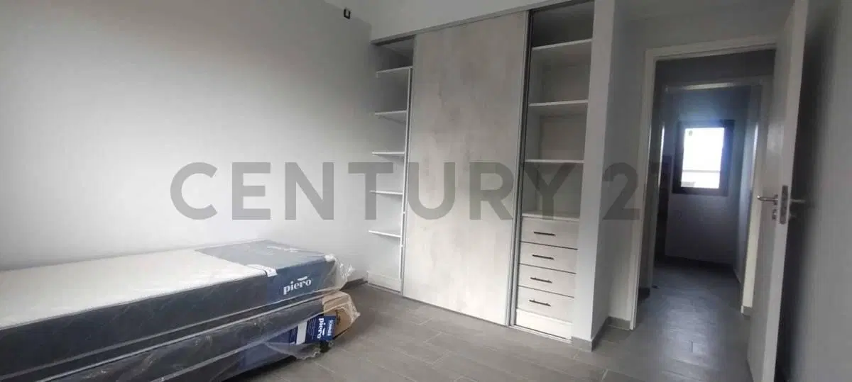 VENTA CASA 3 AMBIENTES BARRIO LAS LOMAS MIRAMAR 4