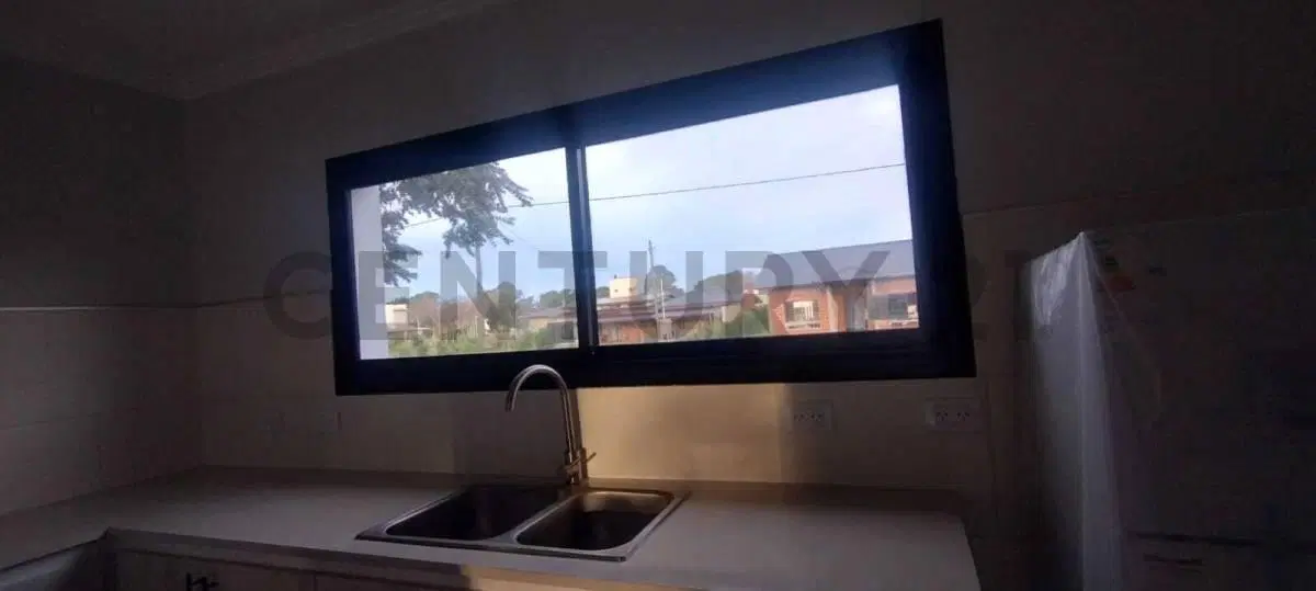 VENTA CASA 3 AMBIENTES BARRIO LAS LOMAS MIRAMAR 2