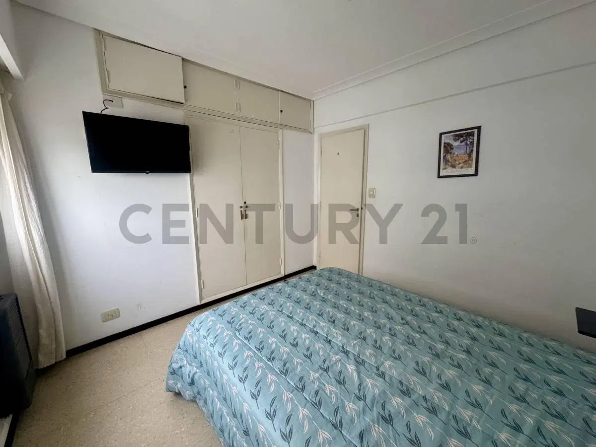 VENTA DEPARTAMENTO 3 AMBIENTES DEPENDENCIA Y COCHERA MIRAMAR 5