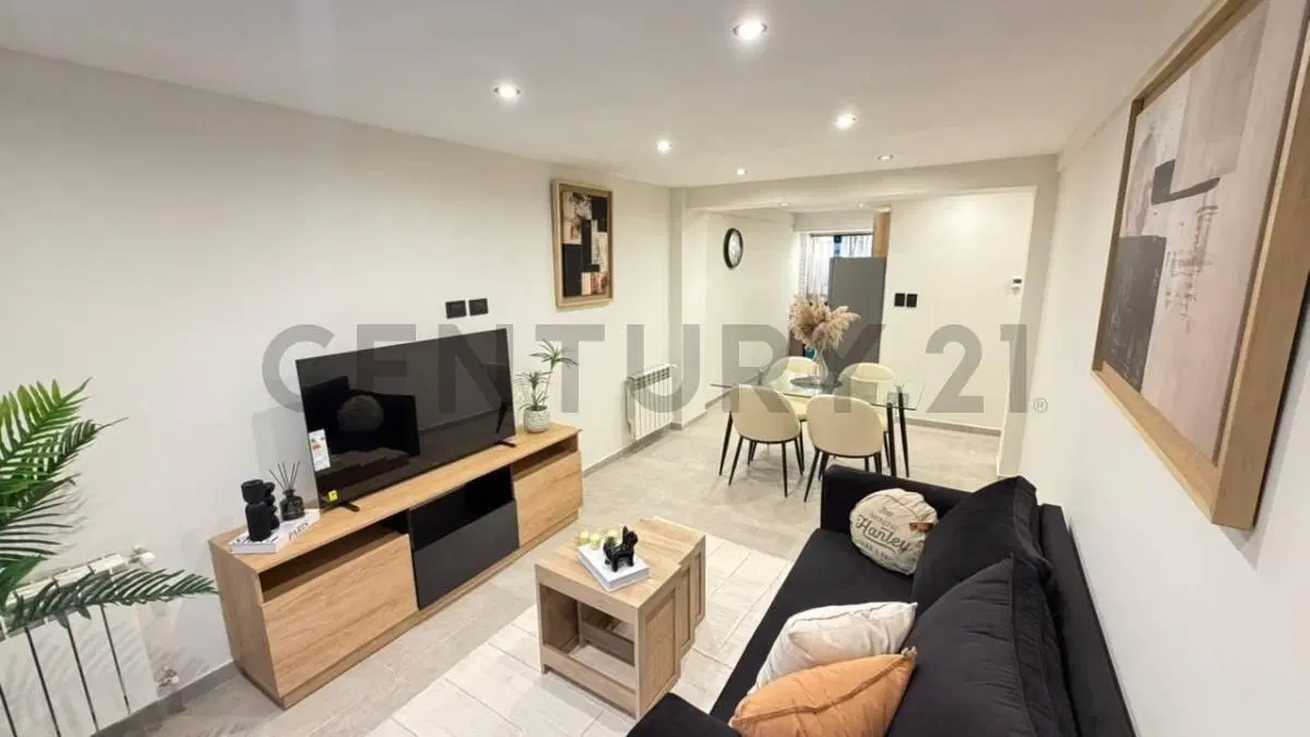 VENTA DEPARTAMENTO 3 AMBIENTES BALCON FRENTE PLAZA MITRE 4