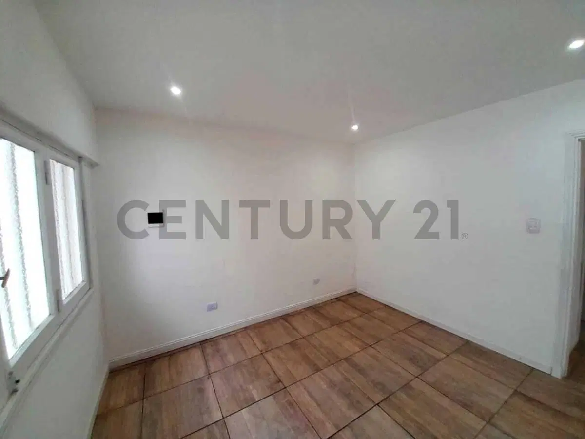 Alquiler PH 3 amb 2 baños en Punta Mogotes 2