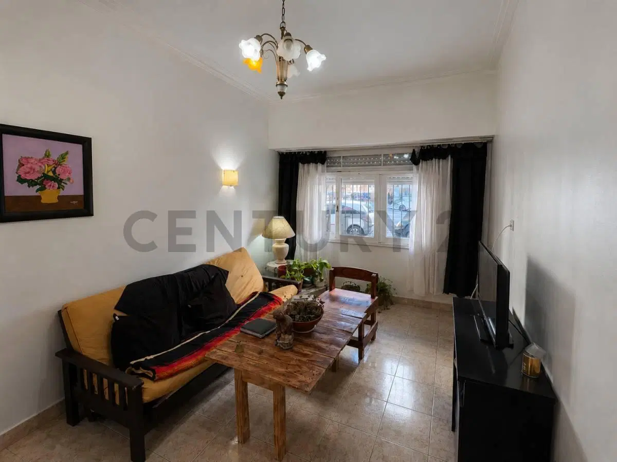 VENTA DEPARTAMENTO 3 AMBIENTES CON DEPENDENCIA 3