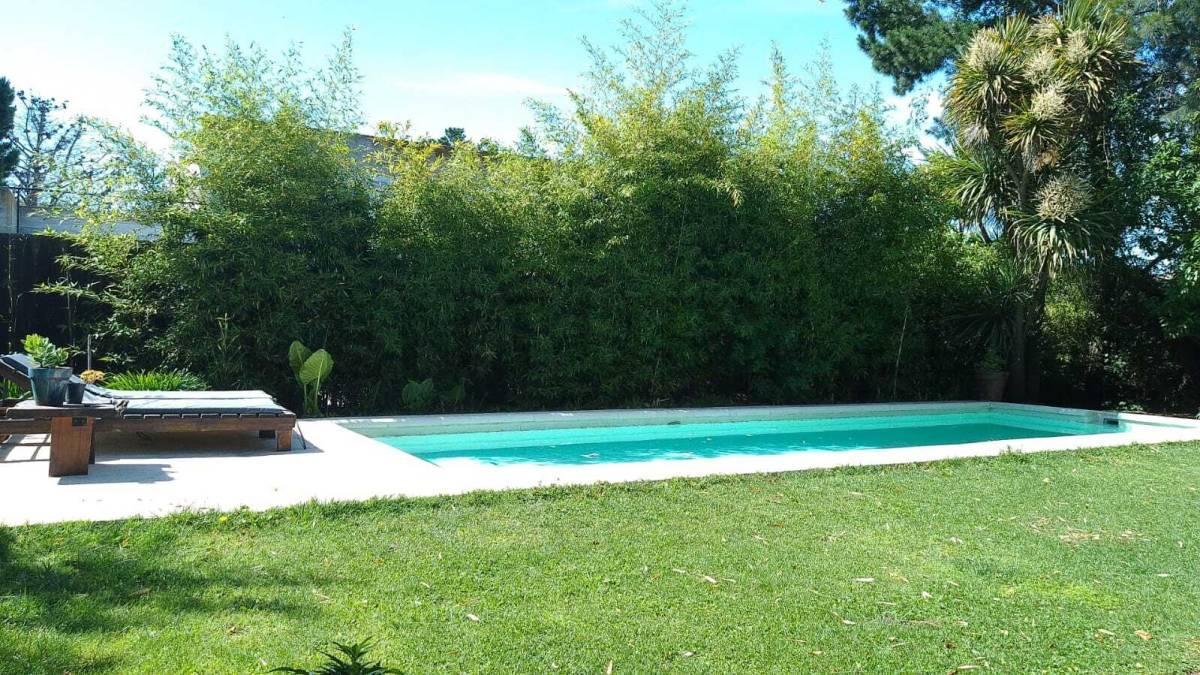 Foto de ALQUILER CASA 4 AMBIENTES PARQUE PISCINA BARRIO PRIVADO RUMENCO, imagen 1