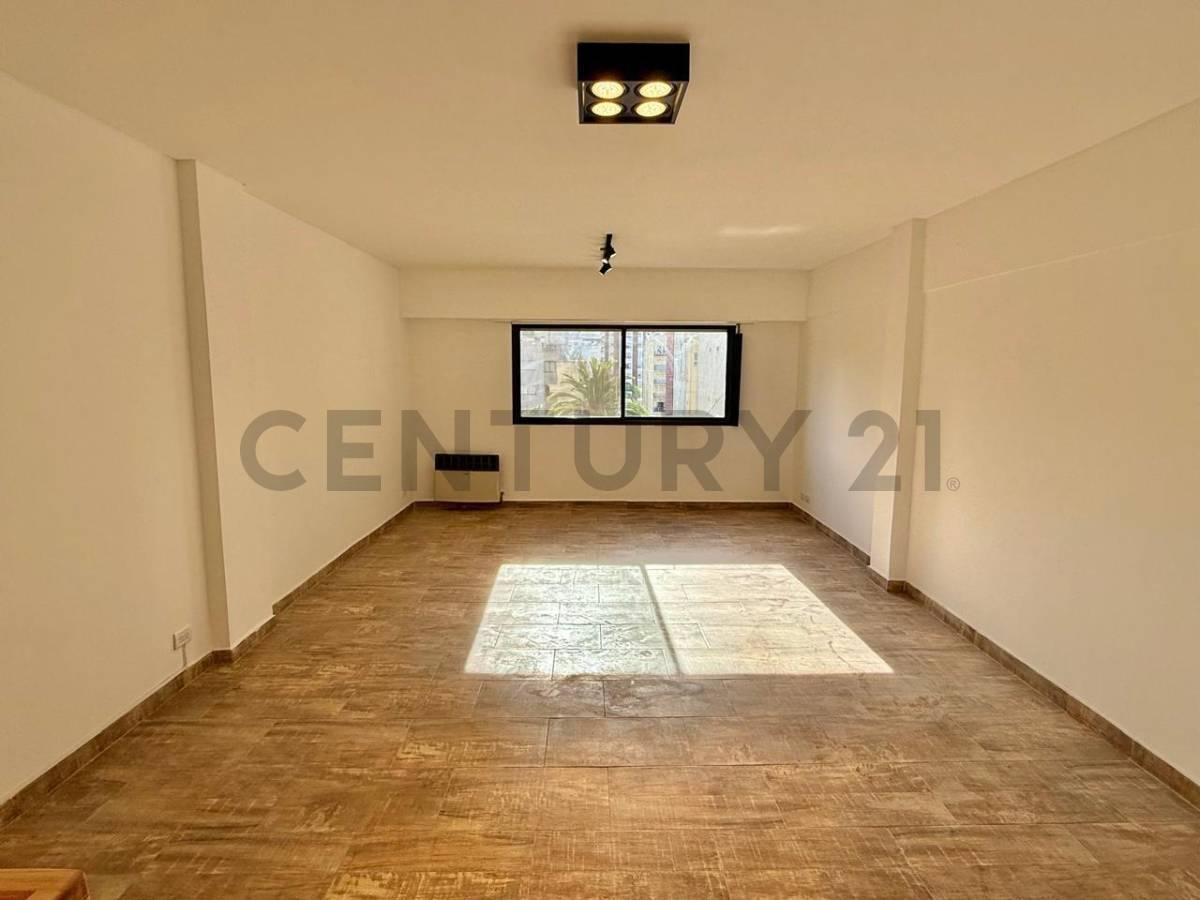 Foto de VENTA DEPARTAMENTO 3 AMBIENTES MAR DEL PLATA PLAZA COLON, imagen 5