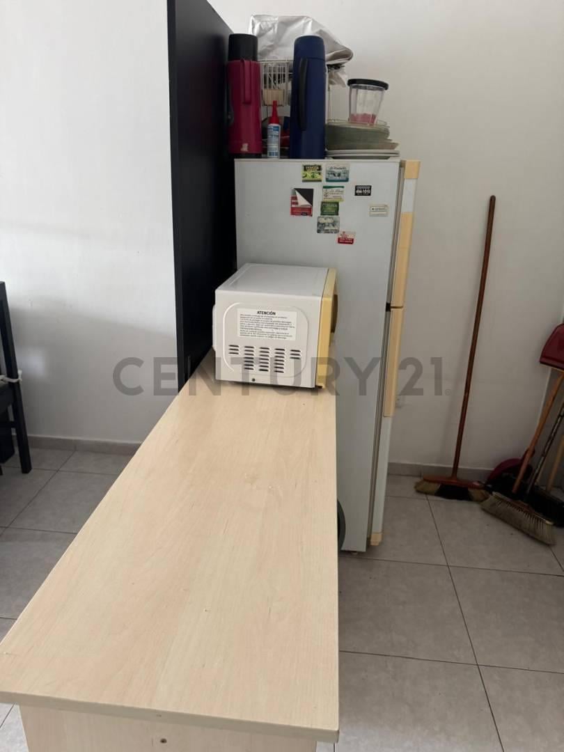 Foto de VENTA DEPARTAMENTO MONOAMBIENTE AMPLIO, imagen 2