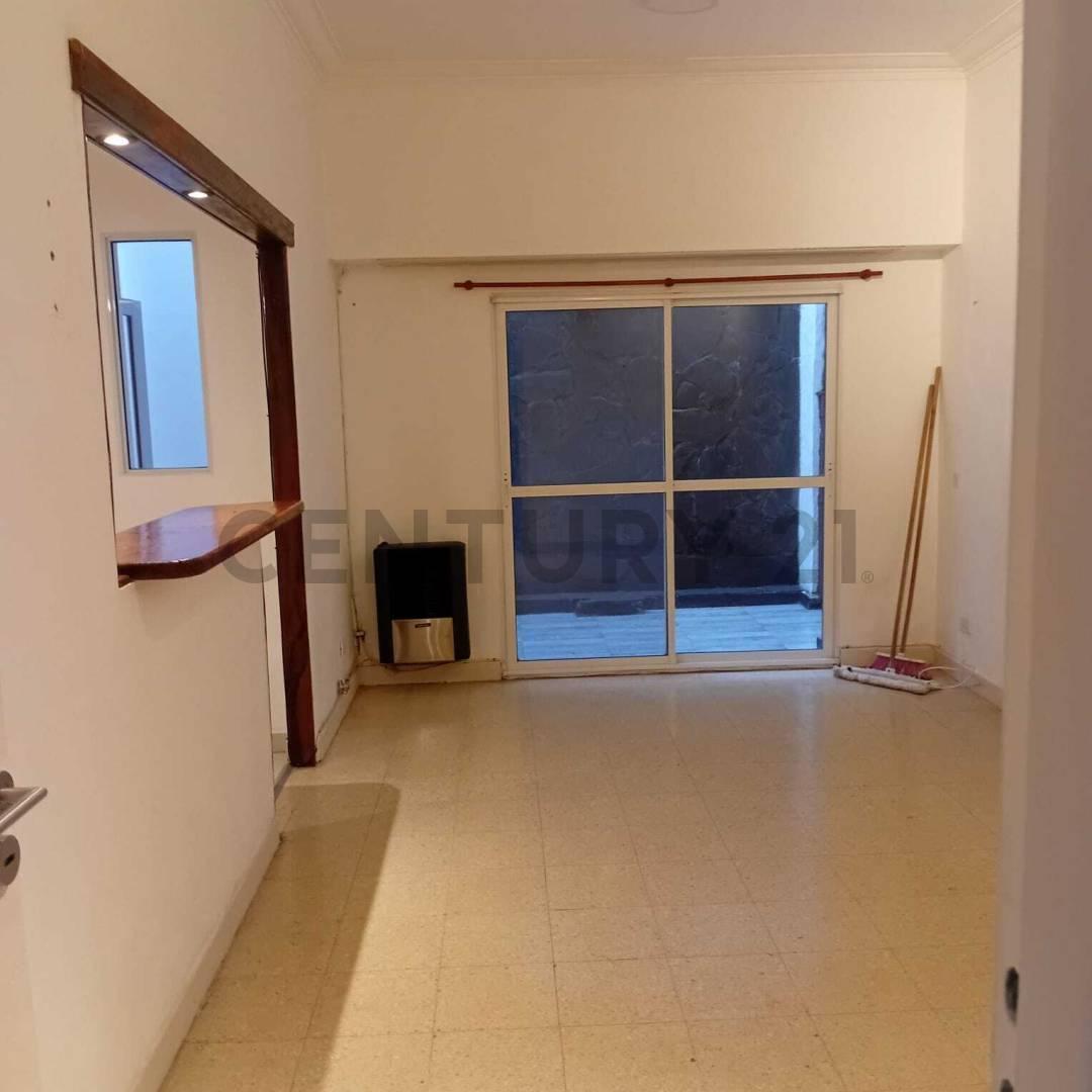 Foto de ALQUILER DEPARTAMENTO 3 AMBIENTES PLAZA MITRE, imagen 4