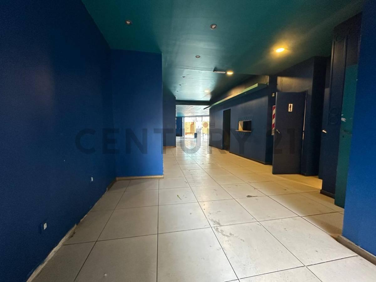 Foto de VENTA LOCAL COMERCIAL CON SOTANO Y PATIO, imagen 5