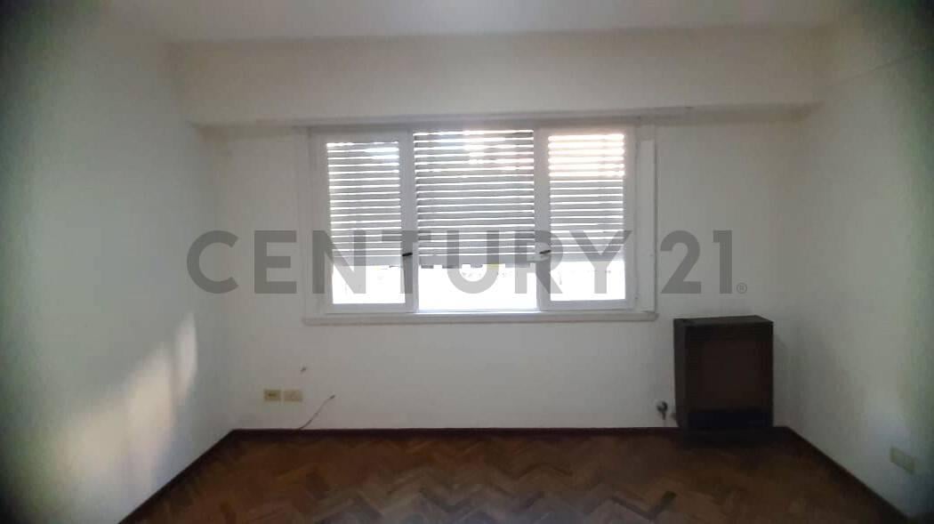 Foto de Venta Departamento 2 ambientes Plaza San Martin Mar del Plata, imagen 3