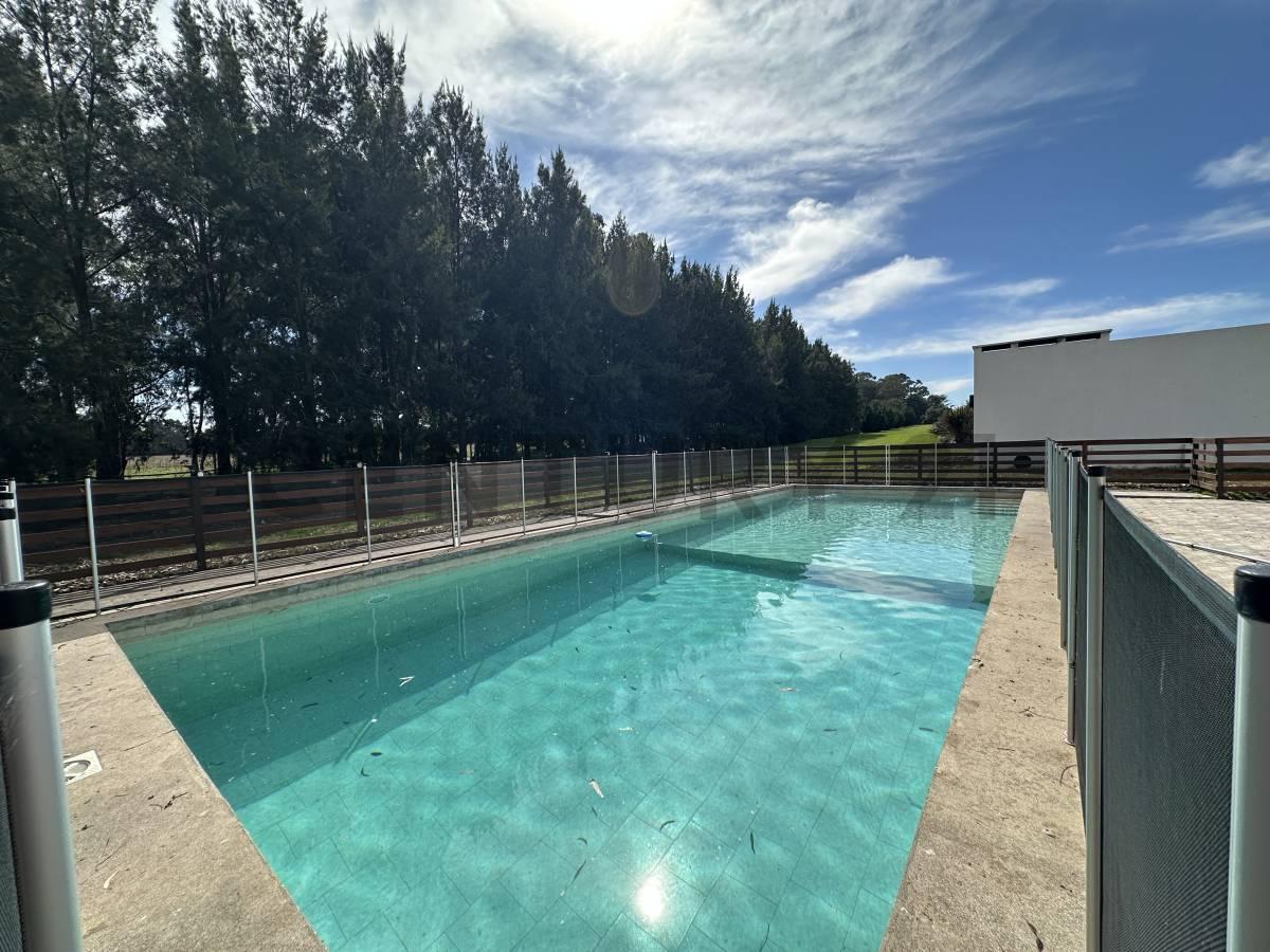 Foto de VENTA CASA 5 AMBIENTES CON DEPENDECIA PILETA RUMENCO, imagen 4
