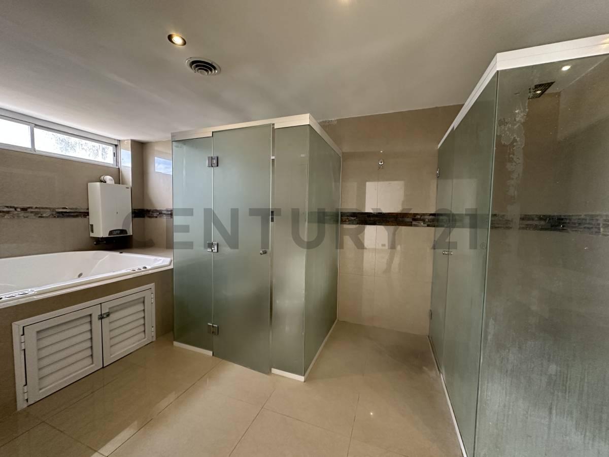 Foto de ALQUILER CASA 5 AMBIENTES CON DEPENDECIA /PILETA, imagen 3