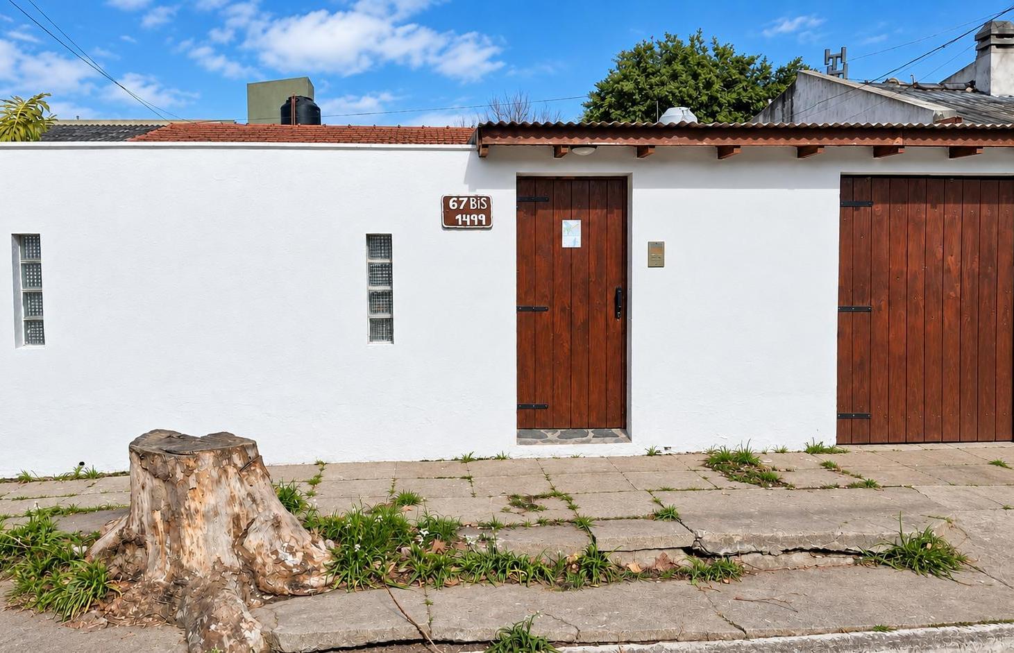 Foto de VENTA CASA 3 AMB MÁS DEPARTAMENTO 2 AMB NECOCHEA, imagen 2