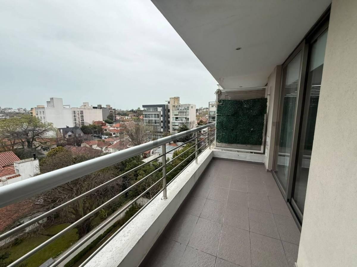 Foto de ALQUILER 2 AMBIENTES DE 77M2 ZONA GUEMES CON COCHERA, imagen 3