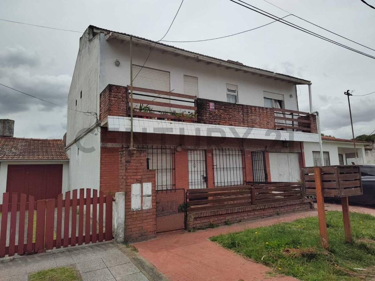 Foto de VENTA DE CASA MAS 2 DEPARTAMENTOS ENTRADAS INDEPENDIENTES ALFAR, imagen 2