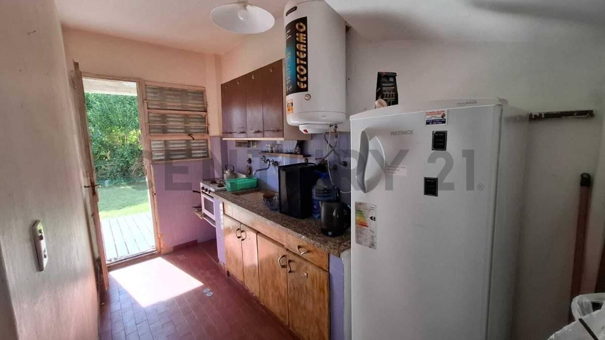Foto de VENTA DE CASA MAS 2 DEPARTAMENTOS ENTRADAS INDEPENDIENTES ALFAR, imagen 3