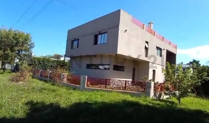 Foto de VENTA CASA EXCLUSIVA EN BARRIO PARQUEMAR SOBRES LOTE DE 800 MTS2, imagen 2