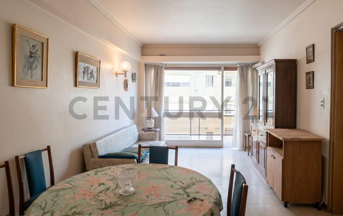 Foto de VENTA DEPARTAMENTE 2 AMB MAR DEL PLATA FRENTE CENTRO, imagen 2