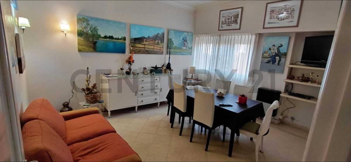 Foto de VENTA DEPARTAMENTO 4 AMBIENTES MAR DEL PLATA, imagen 1