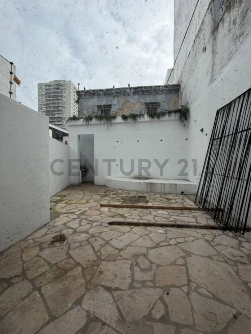 Foto de ALQUILER LOCAL COMERCIAL RECICLADO CENTRO, imagen 2