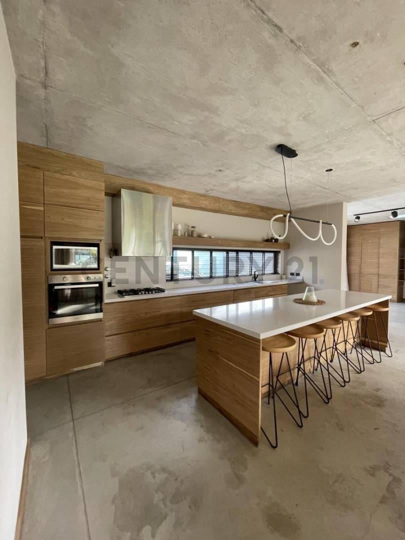 Foto de ALQUILER CASA 24 MESES 5 AMBIENTES BOSQUE PERALTA RAMOS, imagen 4