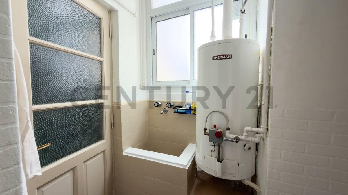 Foto de VENTA DEPARTAMENTO 3 AMBIENTES MAR DEL PLATA CON DEPENDENCIA CHAUVIN, imagen 4