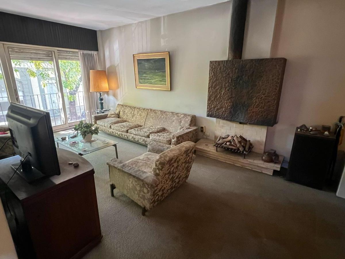 Departamento Céntrico de 2 Dorm. en Venta! 2