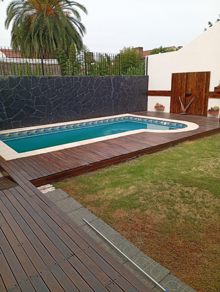 Foto de Casa en Venta 5 amb. Villa Luzuriaga, imagen 5
