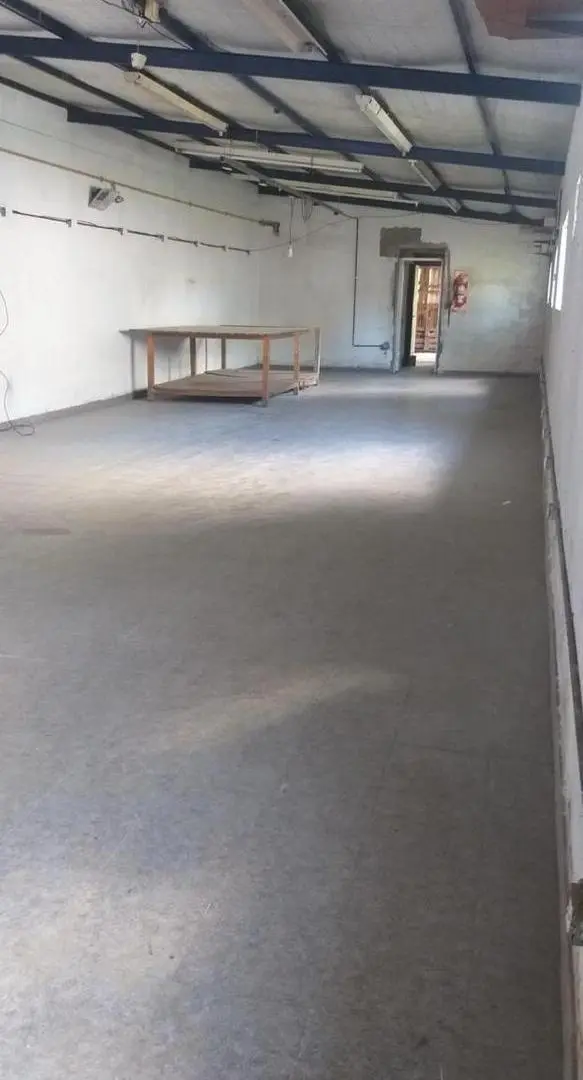 Depósito/ Galpón en Venta en Paso Del Rey, Moreno - 1380m2 3