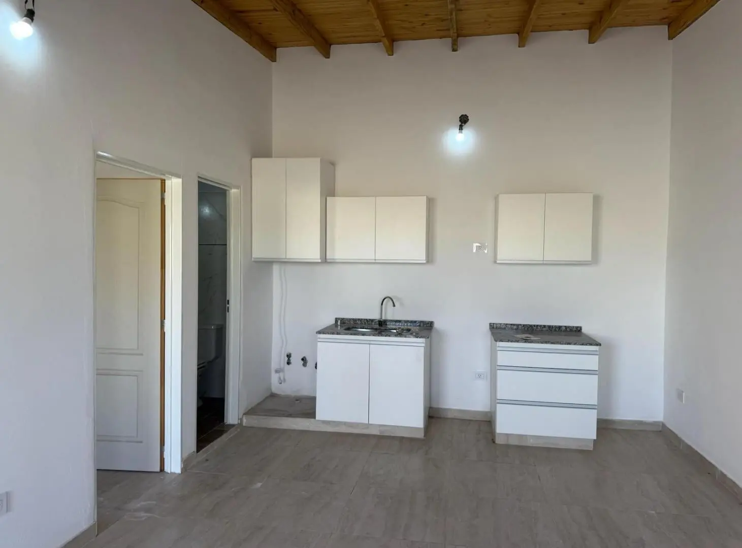 8 Departamentos de Dos y Tres ambientes en alquiler - San Justo 5