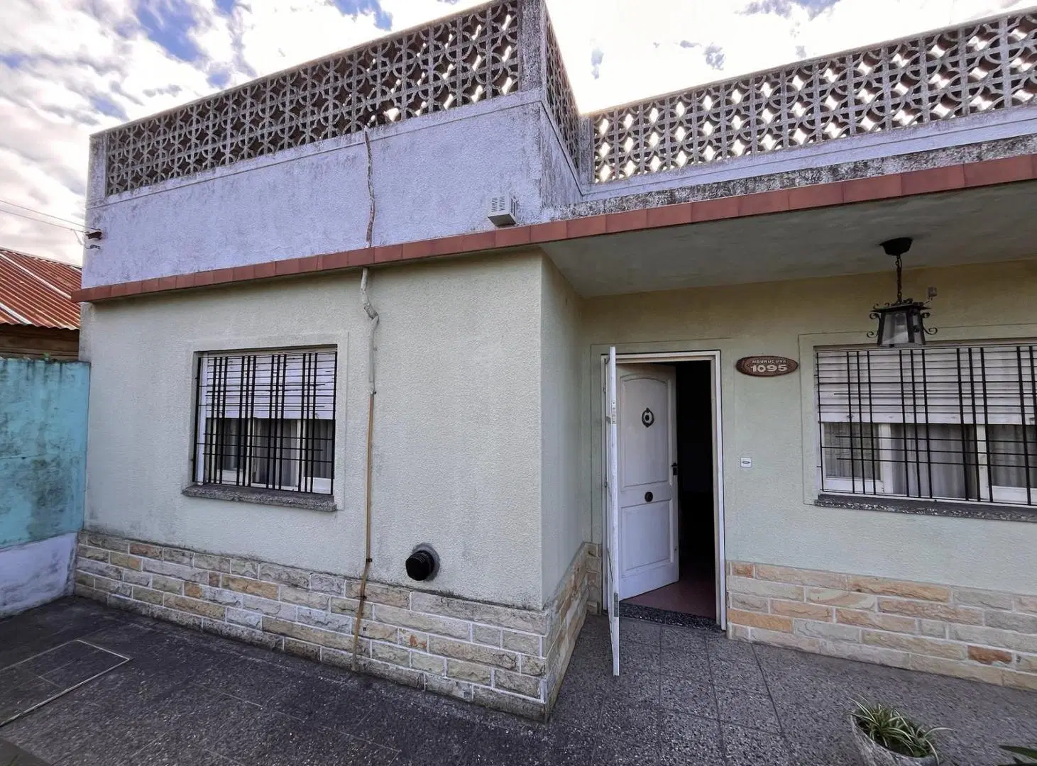 Casa 3 amb en esquina, Morón Sur | con patio y cochera 3