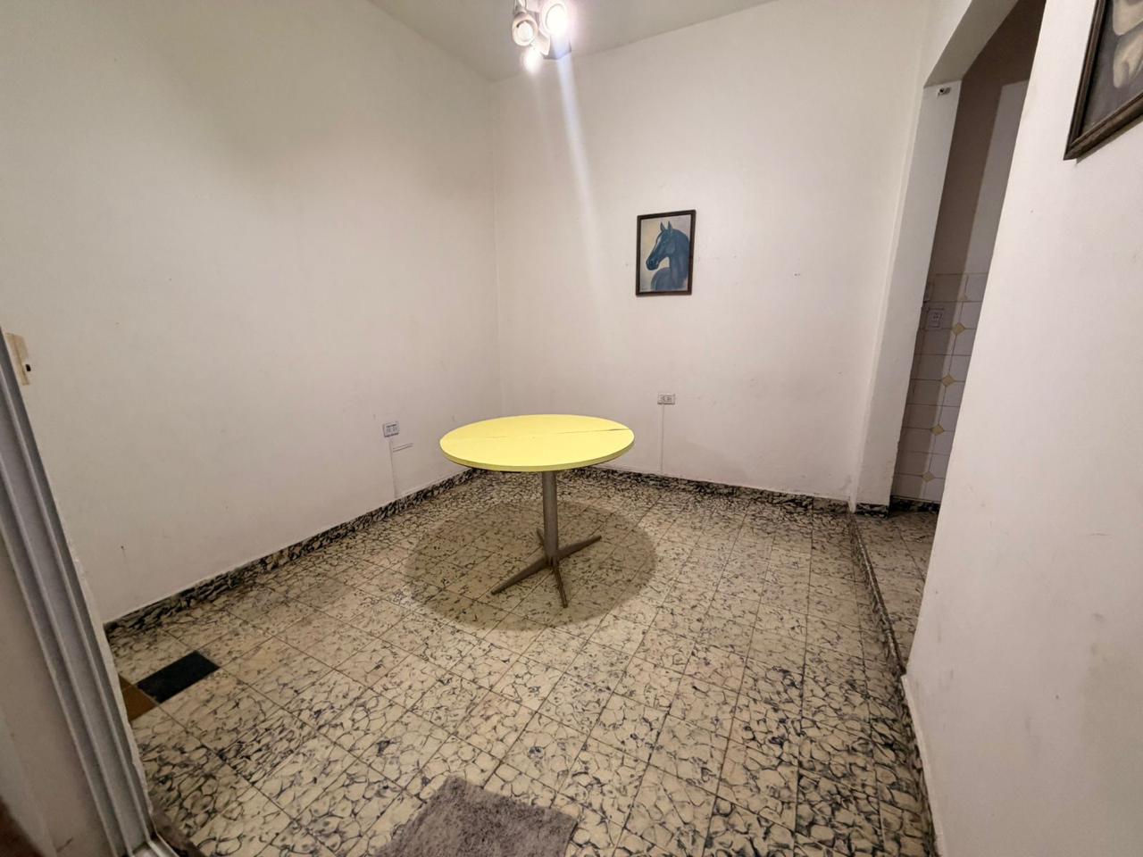 Foto de PH en ALQUILER - a 100m de Av. Crovara, imagen 4
