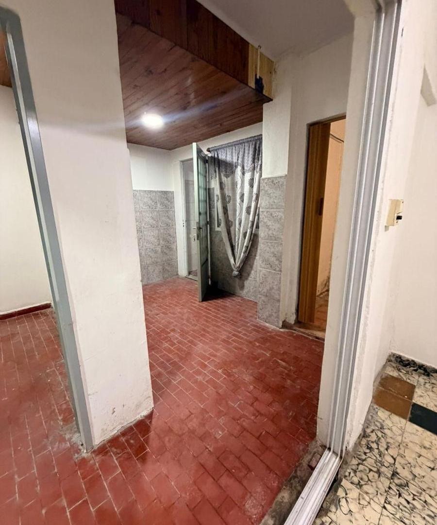 Foto de PH en ALQUILER - a 100m de Av. Crovara, imagen 5