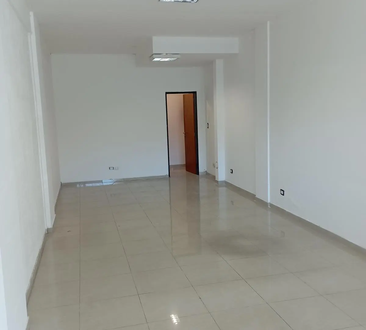 LOCAL MODERNO | VILLA BALLESTER 3