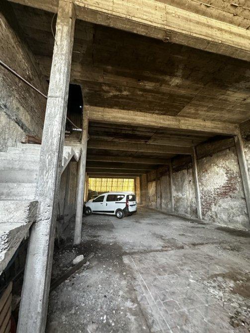 Excelente Lote en Zona Comercial C/gran Losa 4