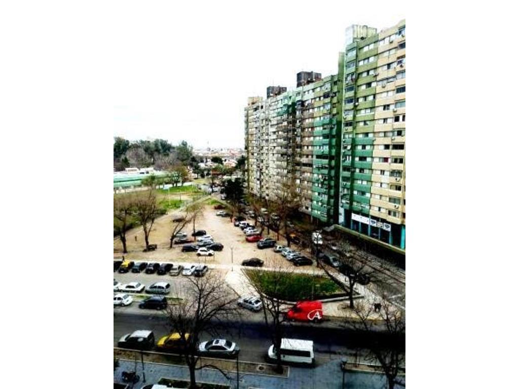 Impecable Departamento de 4 Ambientes Ed 45 6to. "D" Bo. Gran Oportunidad 1