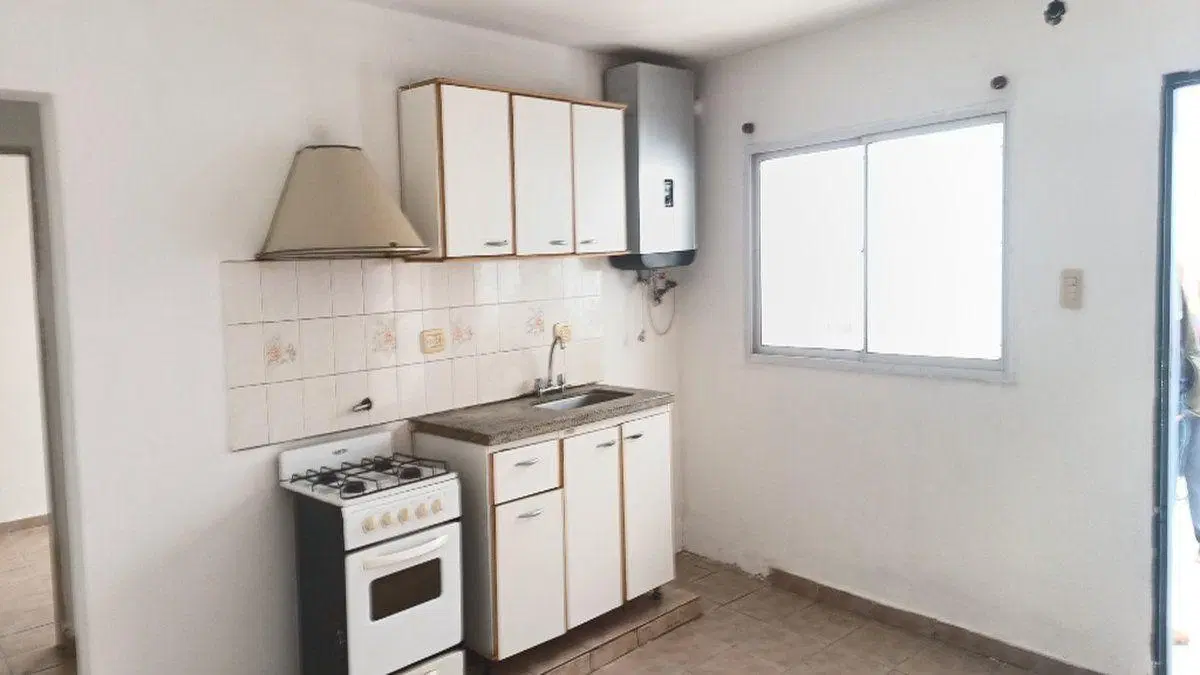 Excelente departamento dos ambientes en pleno centro de San Luis 2