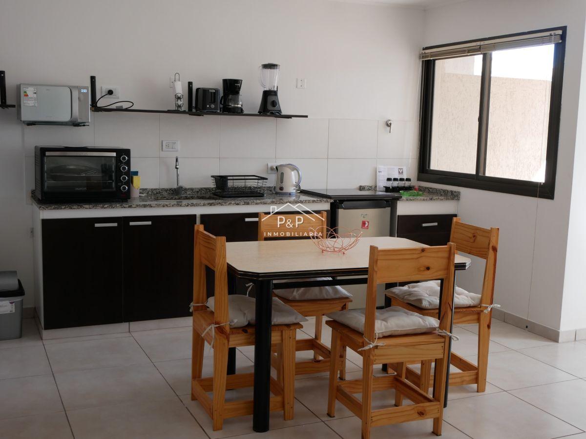 Foto de Casa en alquiler Amoblada - cochera en San Rafael, imagen 2
