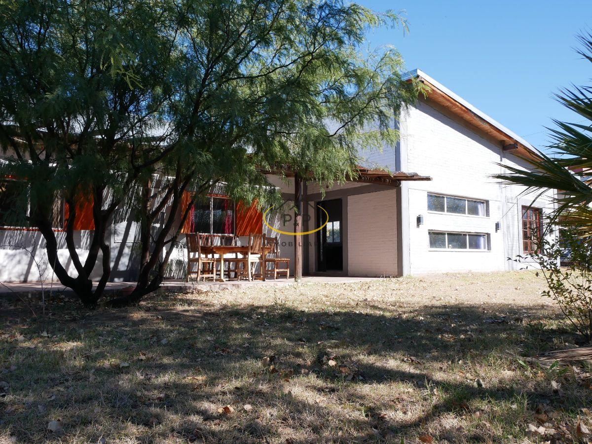 Foto de Hermosa casa 2000 m2 -- Las Paredes, imagen 2